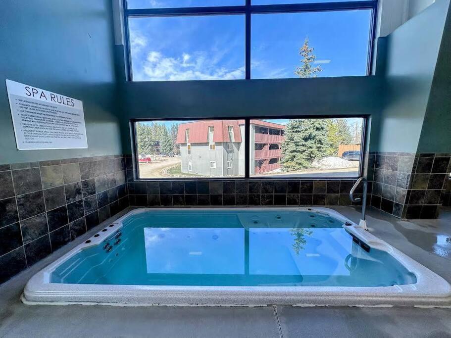 Winter Haus, Winter Park 2 Bedrooms Corner Unit W Outdoor Patio Walking Distance To The Center Of Town Buitenkant foto