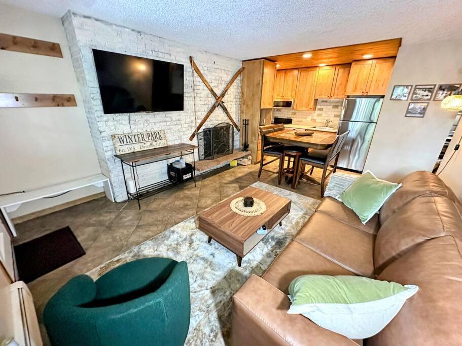 Winter Haus, Winter Park 2 Bedrooms Corner Unit W Outdoor Patio Walking Distance To The Center Of Town Buitenkant foto